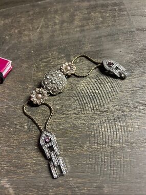 CHLOE & ISABEL‎ BON CHIC STATEMENT BRACELET